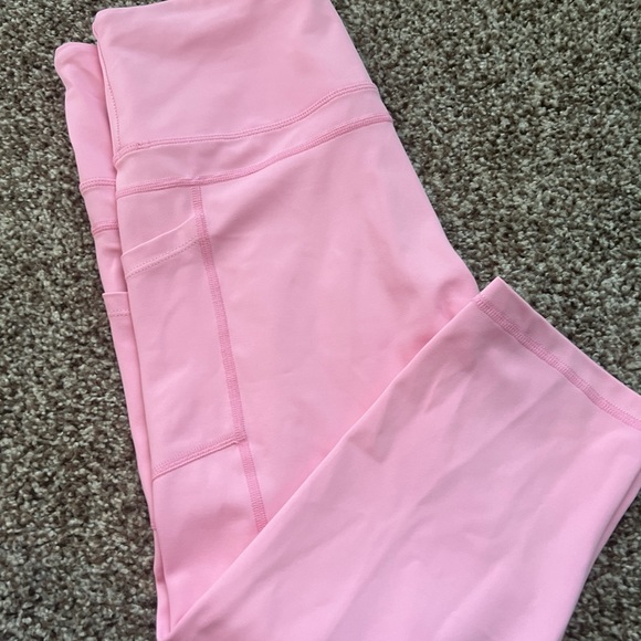 ZYIA Prism Pink Pocket Light n Tight Hi-rise Crop 17" leggings size 8-10 - Picture 2 of 3
